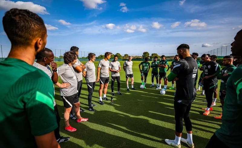 المنتخب الوطني يبدأ تحضيراته في إسبانيا استعداداً لكأس العالم