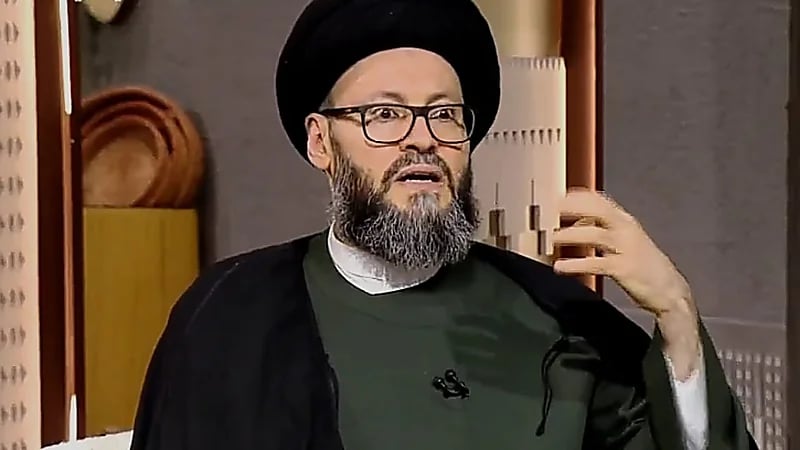 محمد الحسيني يوضح: لست رجل استخبارات ولا أتنبأ بالمستقبل..فيديو