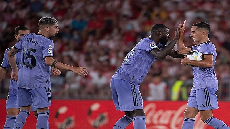 الدوري الإسباني..ريال مدريد يفوز على ألميريا في المباراة الافتتاحية
