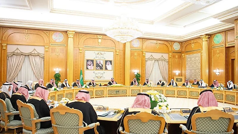 الوزراء يوافق على نظام النقل البري على الطرق