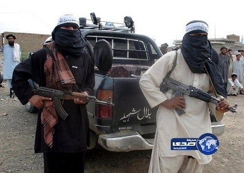 رئيس وزراء يقدم الهدايا لخدامه للدعاء له في رمضان