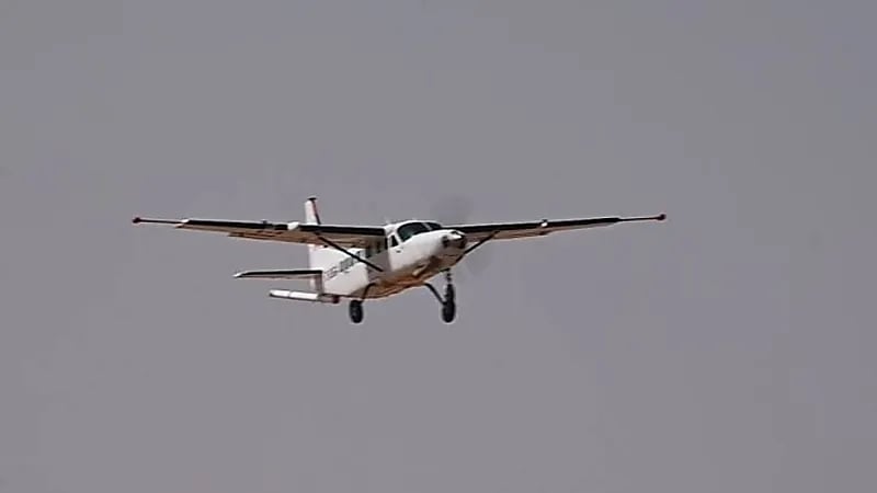 تحطيم طائرة خفيفة ووفاة قائدها بعد إقلاعها من مطار الثمامة في الرياض