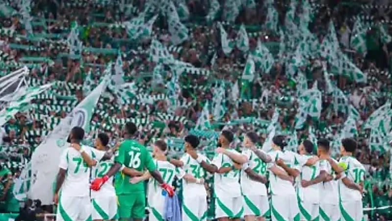 ‎مساعد جيسوس يحضر مباراة الأهلي وبوريرام .. فيديو