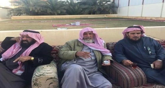 بالصور..أهالي شقراء يشيعون جثمان الشهيد نواف المطيري