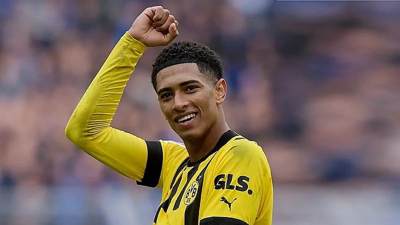 ريال مدريد لن يدفع أكثر من 110 ملايين يورو لضم بيلينغهام لصفوفه