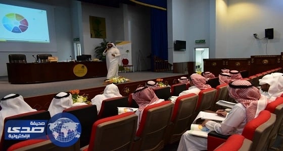 الأمير مقرن بن عبدالعزيز يتصدر "تويتر" ومغردون يدعون له بالشفاء