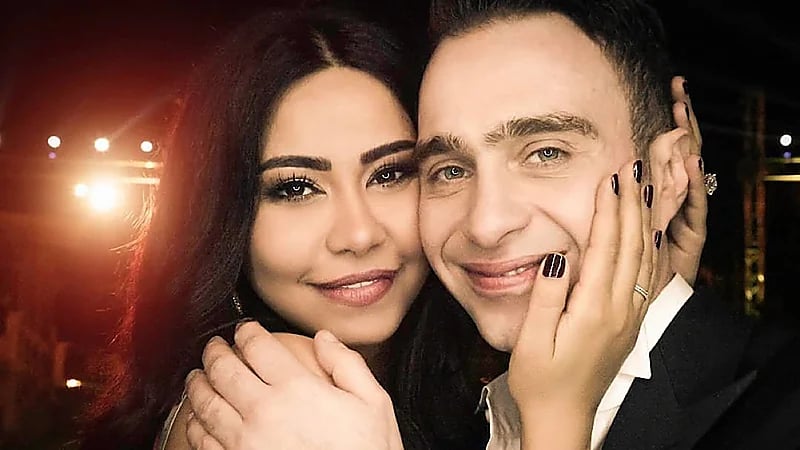 الكشف عن تفاصيل مشاجرة شيرين وحسام حبيب وانهيارها بالبكاء