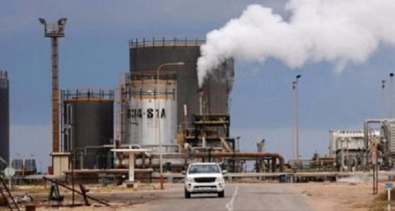 وفاة 3 عمال فى حادث استنشاق غاز أثناء أعمال صيانة بحقل نفطى ليبى