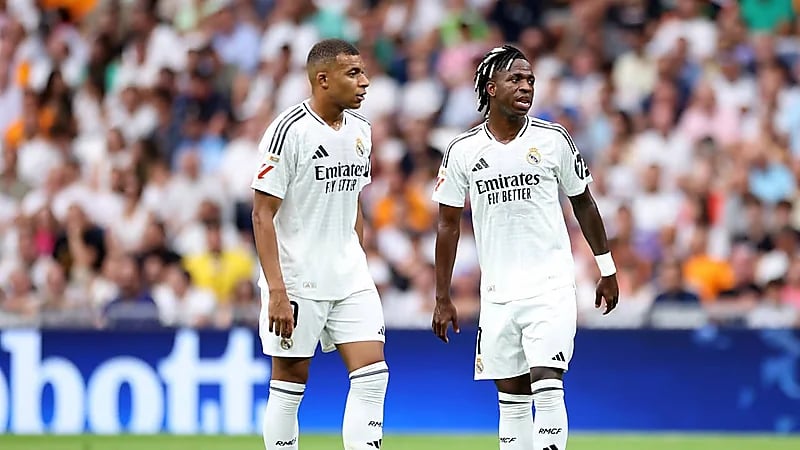 مطالب فينيسيوس المالية تضع ريال مدريد في مأزق مع مبابي