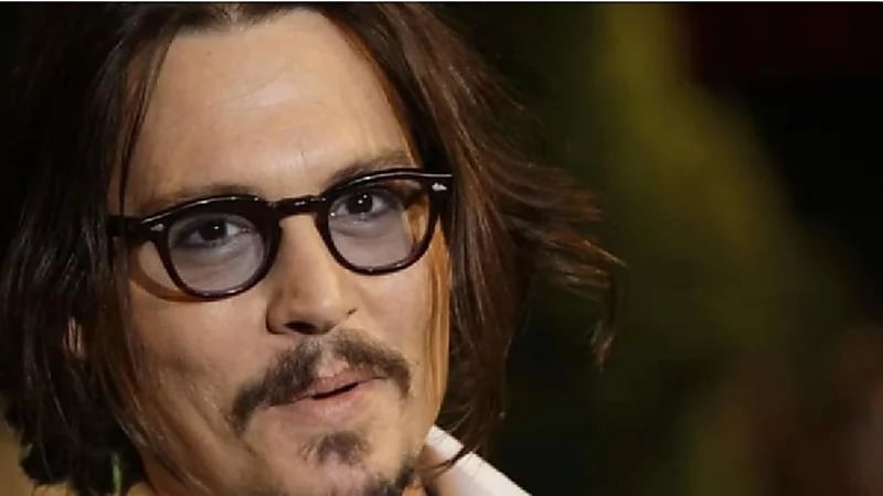 تورط المغنية ريهانا بسبب جوني ديب