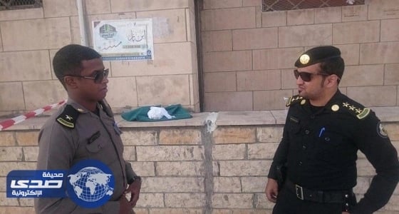 بالصور.. العثور على جثة جنين أمام بوابة جامع بالطائف