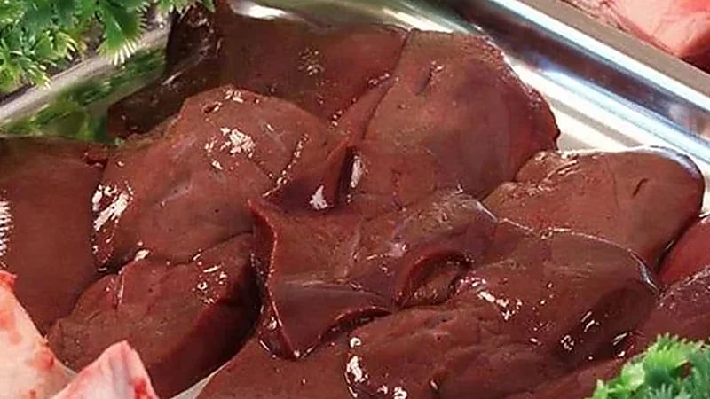 "النمر" يحذر من أكل الكبدة نيئة ويوضح خطورتها