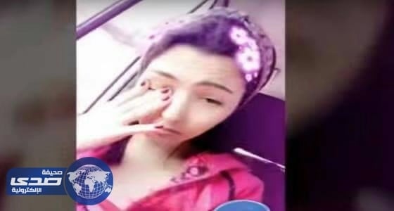 بالفيديو.. بكاء نصرة الحربي بسبب تصرف موظف في مطار دبي