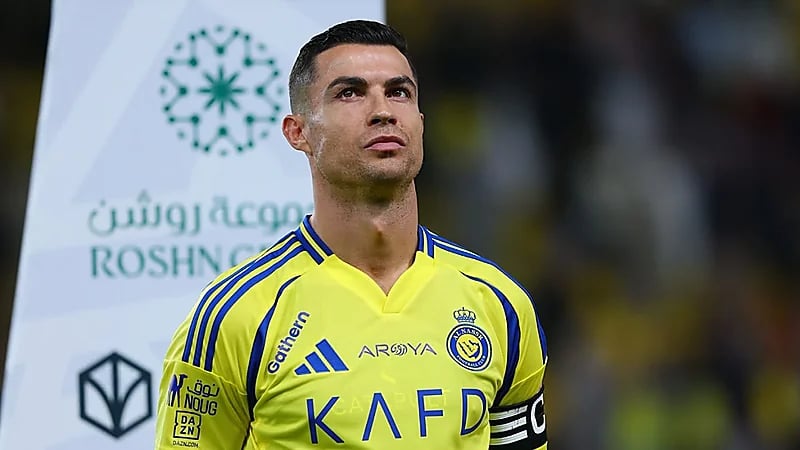 رونالدو يوصي بغارناتشو حال تعثر صفقة لويس دياز