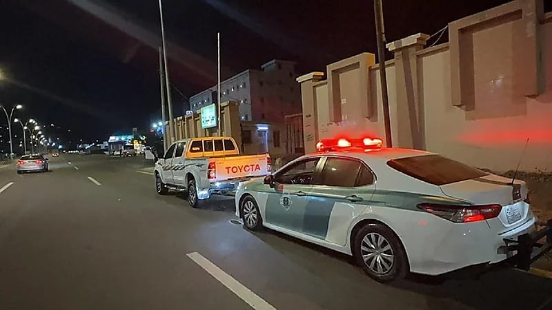 الإطاحة بقائد مركبة مارس التفحيط في الباحة