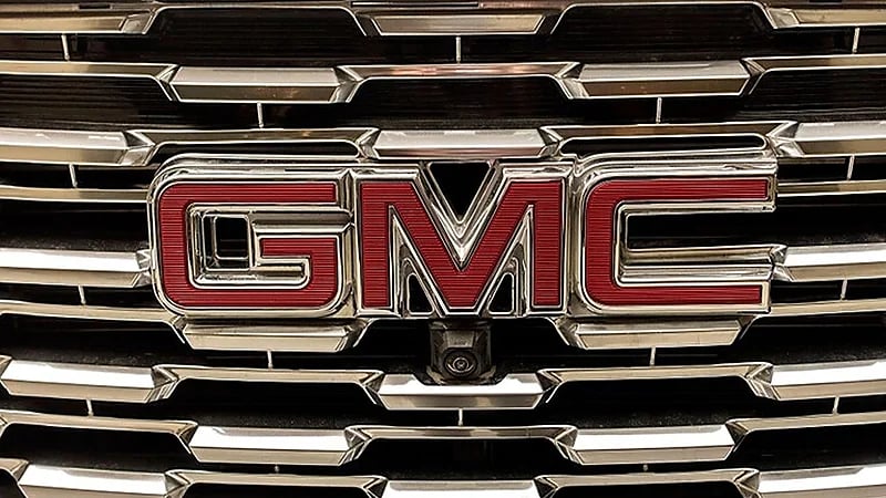 GMC تزيح الستار عن أكثر سياراتها تطورًا