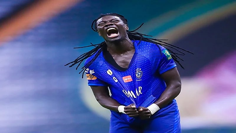 "غوميز" أفضل لاعب في مباراة شباب الأهلي