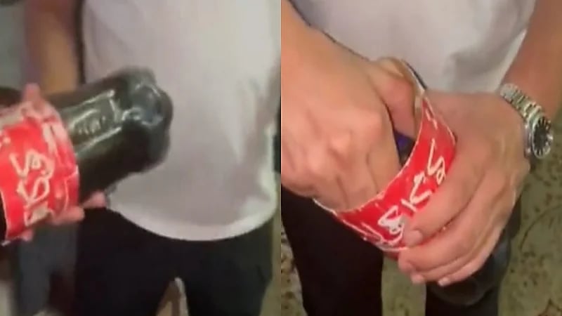 بالفيديو.. هاتف مخبأ داخل علبة مشروب غازي بأحد السجون