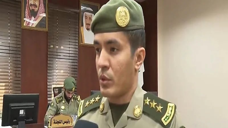 ‏"جوازات مكة" تصدر 13.3 ألف مخالفة لأنظمة الإقامة والعمل