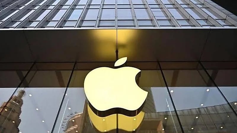 تحذير أمني من ثغرات خطيرة في منتجات "Apple"