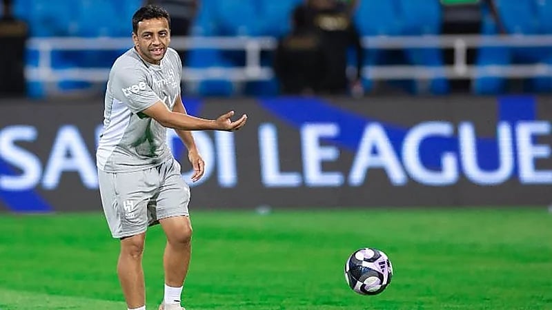 التمياط يهنئ محمد الشلهوب بعد تعيينه مدربًا للهلال