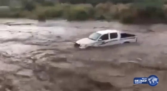 شاهد.. الطفل فواز القطيفان يعود إلى أسرته بعد دفع الفدية لخاطفيه