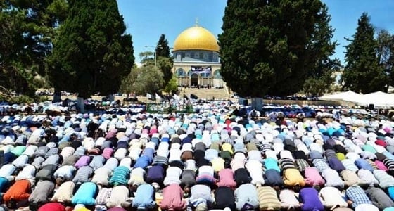 الآلاف يصلون الجمعة في المسجد الأقصى