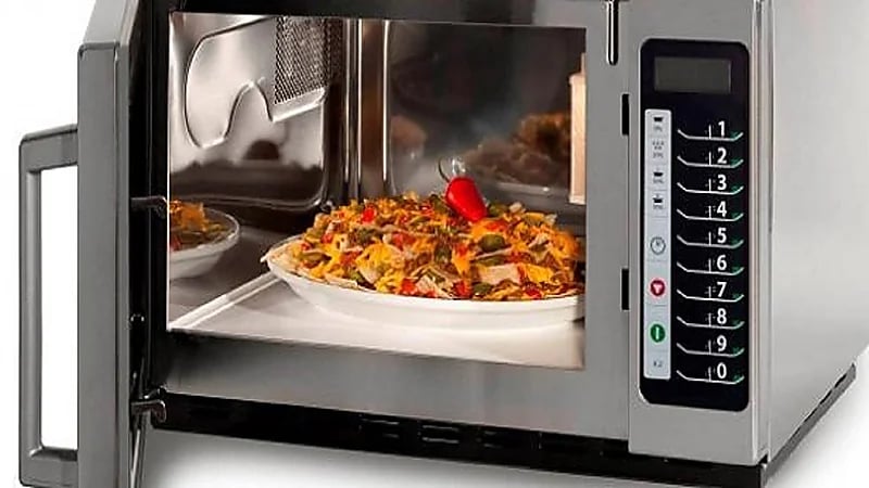 6 معلومات خاطئة لا تصدقها عن الميكروويف