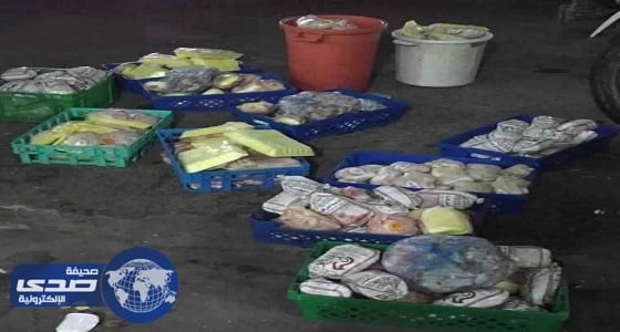 الإطاحة بـ750 كجم دجاج فاسد في الثقبة