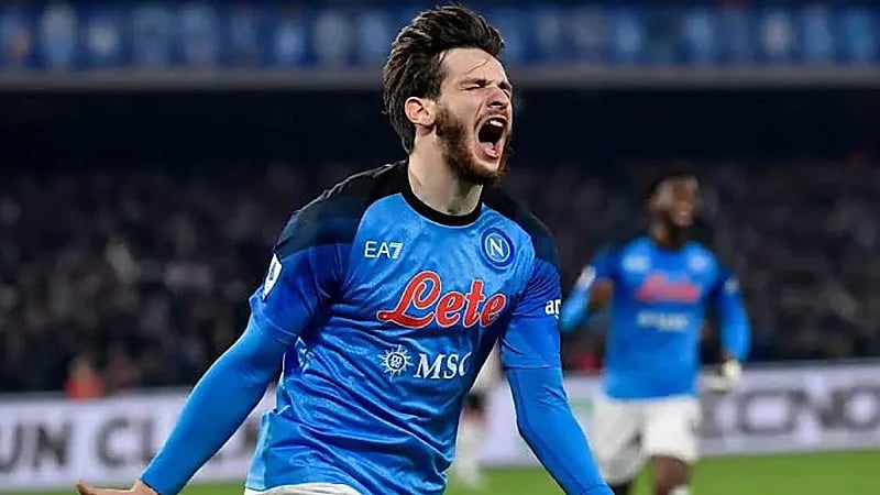 سعادة كفارا بعد حصوله على قميص رونالدو عقب مواجهة البرتغال وجورجيا .. فيديو