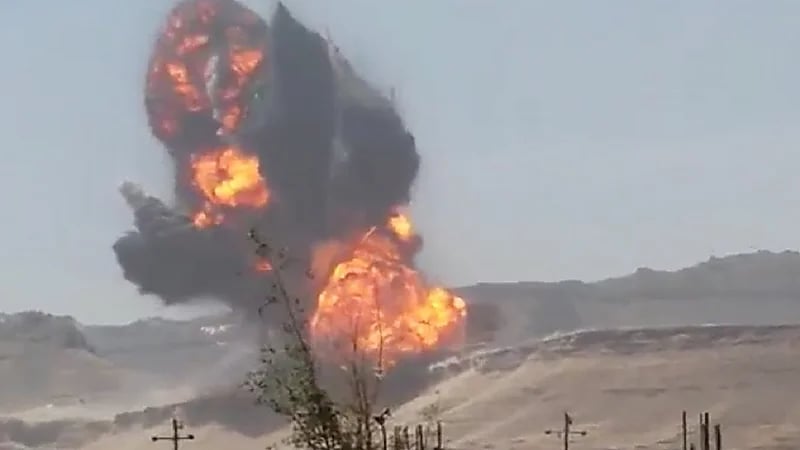 التحالف: دمرنا مخازن للأسلحة في صنعاء وسندمر أي نشاط لنقل الأسلحة