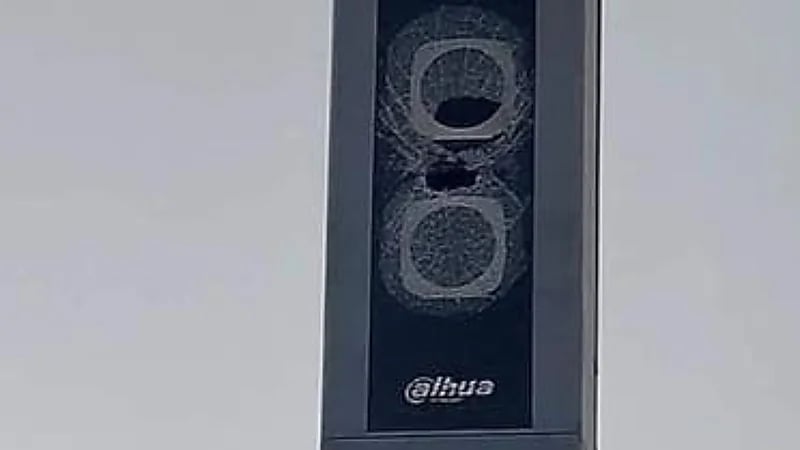 مصر.. القبض على لص أتلف رادار مروري بعدما فشل في سرقته