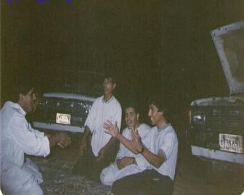 جلسة شبابية مسائية من ليالي عام 1414هـ