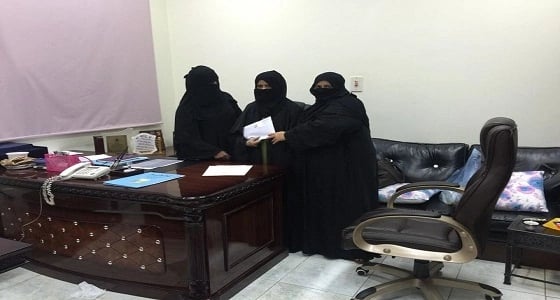 " تراحم " تنتهي من توزيع الإعانات المالية لأسر نزلاء جازان