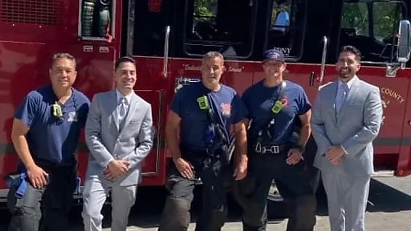 إنقاذ عريس من مصعد عالق قبل زفافه بدقائق