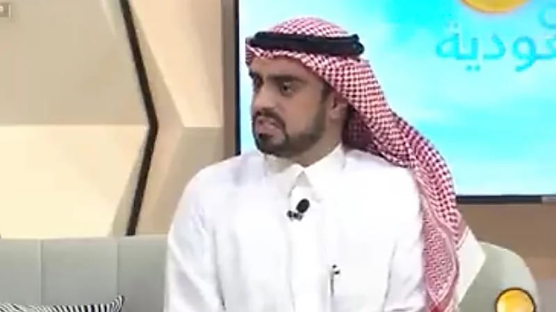 استشاري: النساء أكثر عرضة للإصابة بالصداعات الأولية (فيديو)