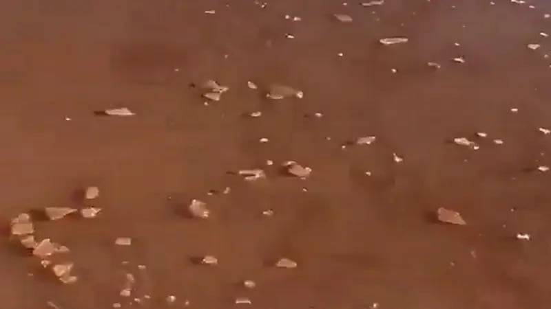 بالفيديو.. تجمد قاع السيب في الجوف