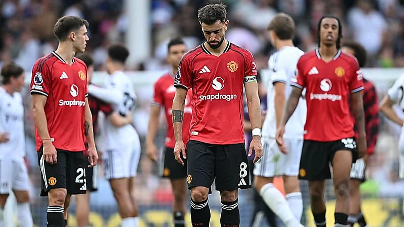 مانشستر يونايتد يكتفي بالتعادل أمام فولهام