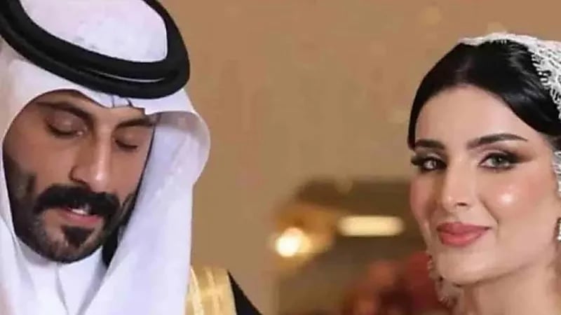 الزهراني لزوجته: الدنيا كلها ورايا ما عدا قدامي إلا صالحة.. فيديو