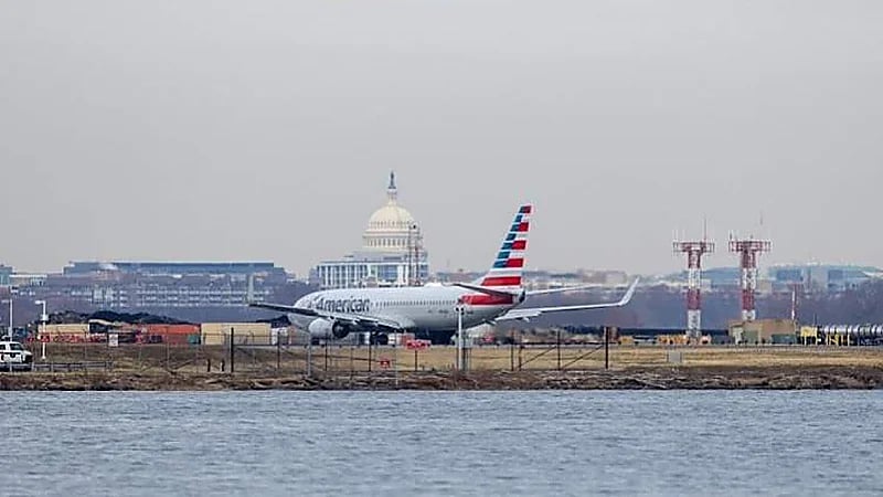 لا ناجين من حادث تحطم طائرة الركاب الأمريكية