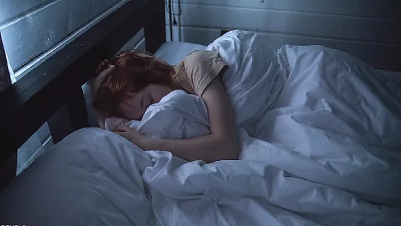 أبرز المعلومات عن هرمون "الميلاتونين" المسؤول عن تنظيم نوم الإنسان