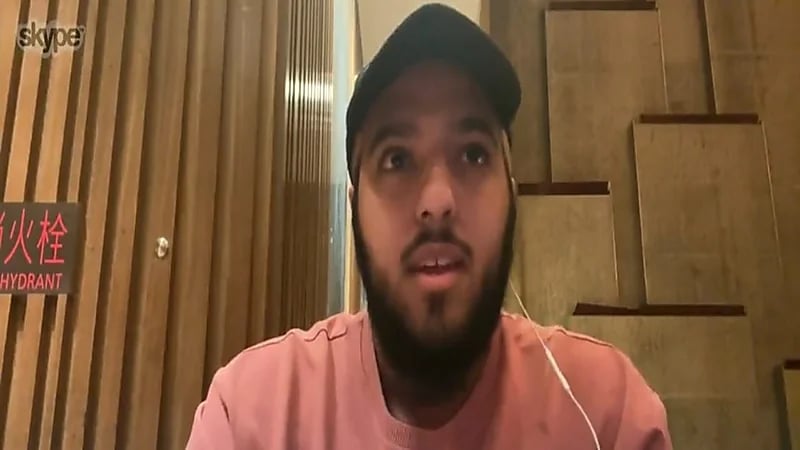 بالفيديو.."سعودي" في الصين يعيش حجرا منزليا حتى الآن