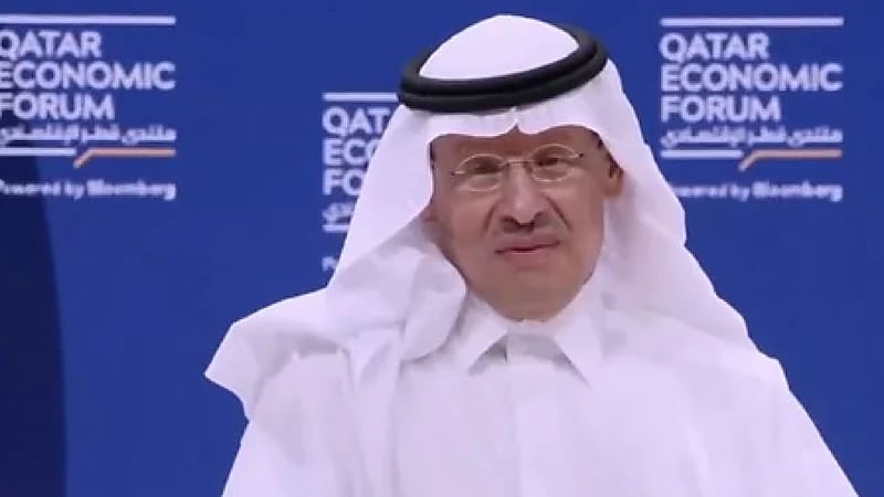 رد قوي من وزير الطاقة على سؤال صحفية بشأن الطاقة: وظيفتي ليست القلق .. فيديو