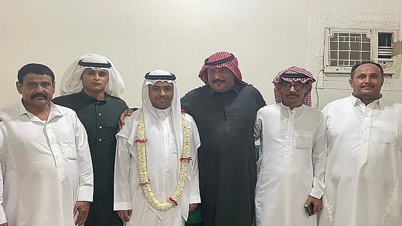 عيسى جباري يحتفي بزفاف نجله