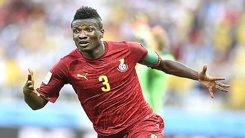 أسطورة غانا يعتزل كرة القدم