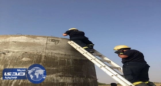 مدني القنفذة ينتشل جثمان ثلاثيني من داخل خزان دائري