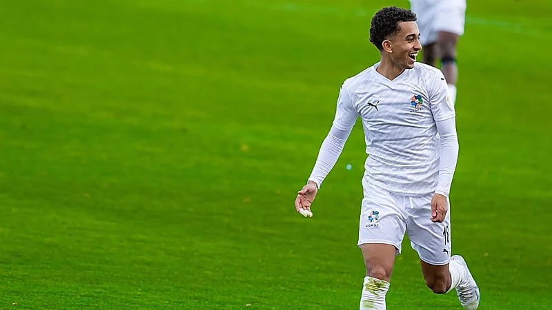 الاتحاد يرفض عرض نيوم لشراء عقد الغامدي