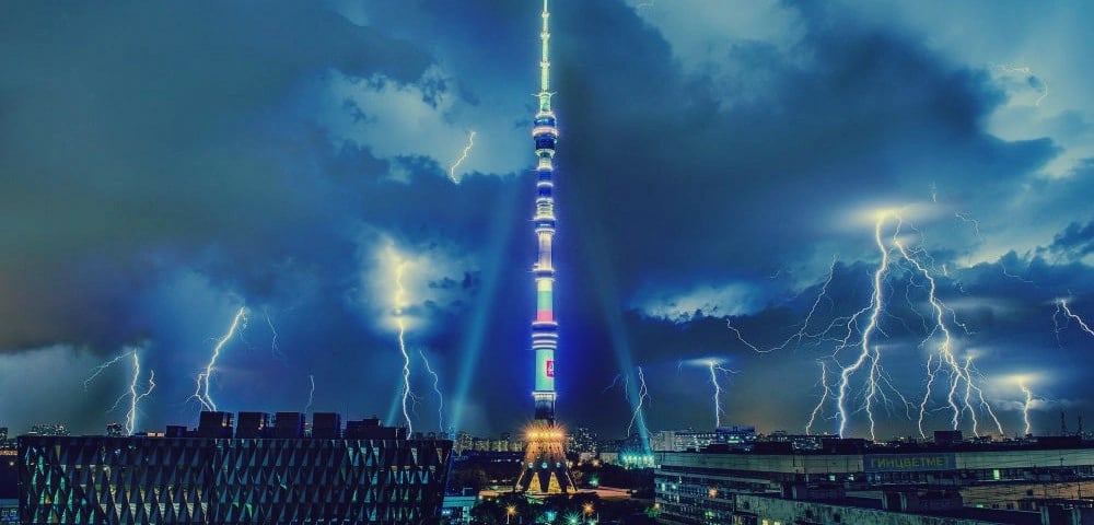 بالفيديو.. عاصفة مغناطيسية عن قرب