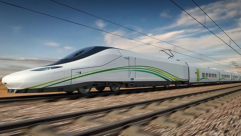 إعلان لتوظيف 30 سائقة قطار بالمملكة