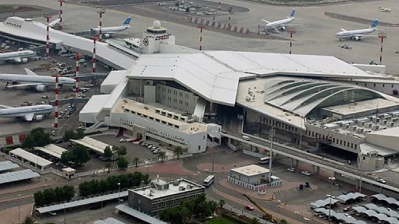 توقف حركة الطيران في مطار الكويت